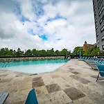 Avenue B846 2Br, With A Pool, Gym, Parking