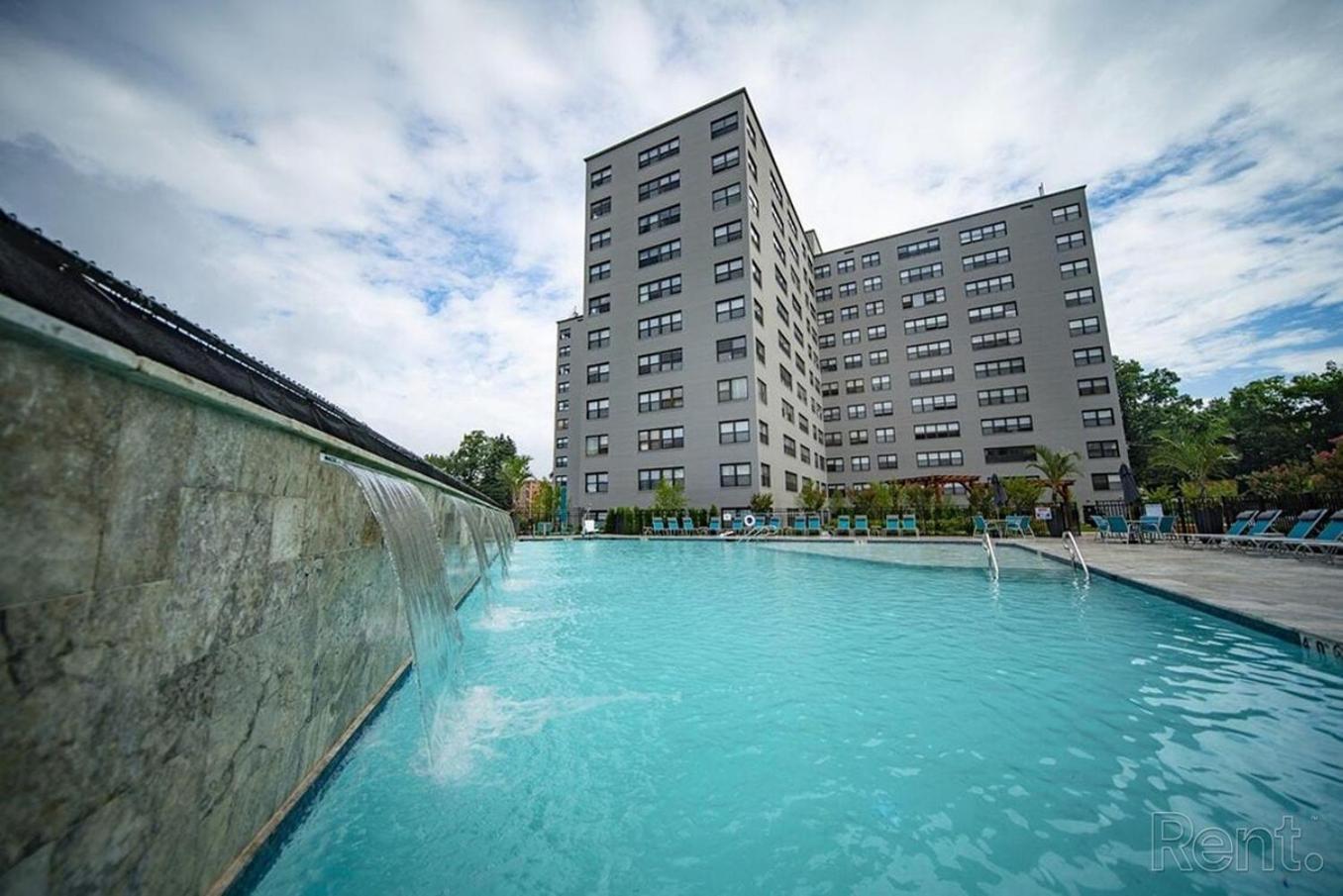 Apartment Avenue B846 2br, With A Pool, Gym, Parking Philadelphia